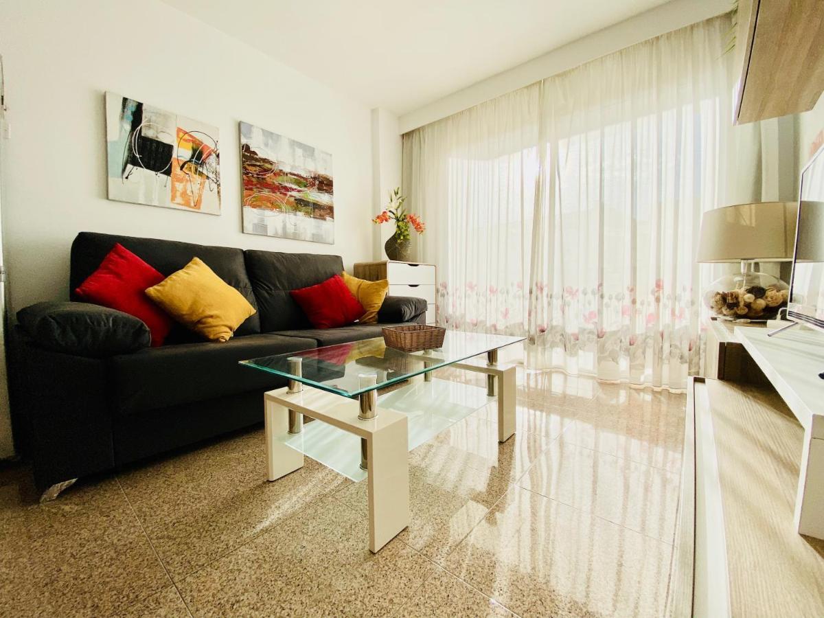 Orange And White Apartment In Yumbo San Bartolomé Kültér fotó