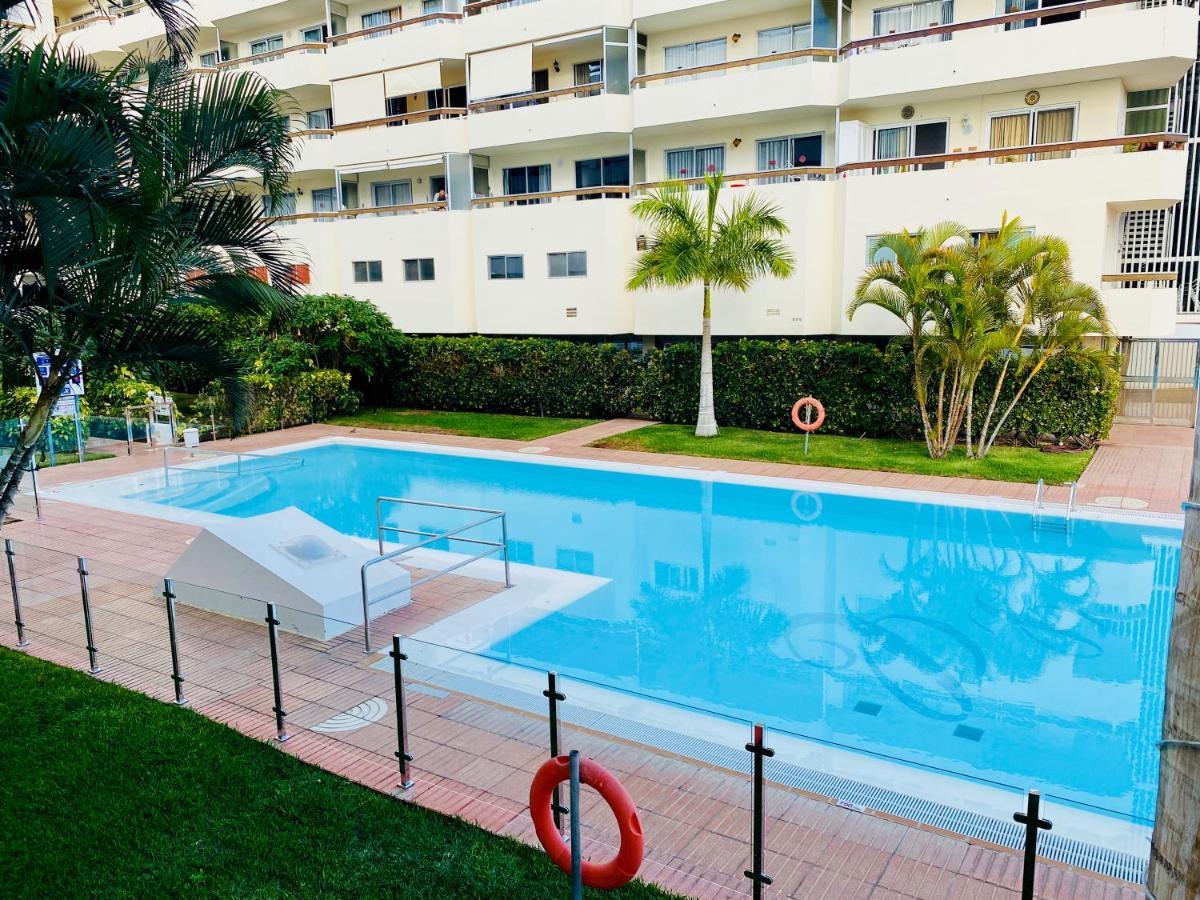 Orange And White Apartment In Yumbo San Bartolomé Kültér fotó